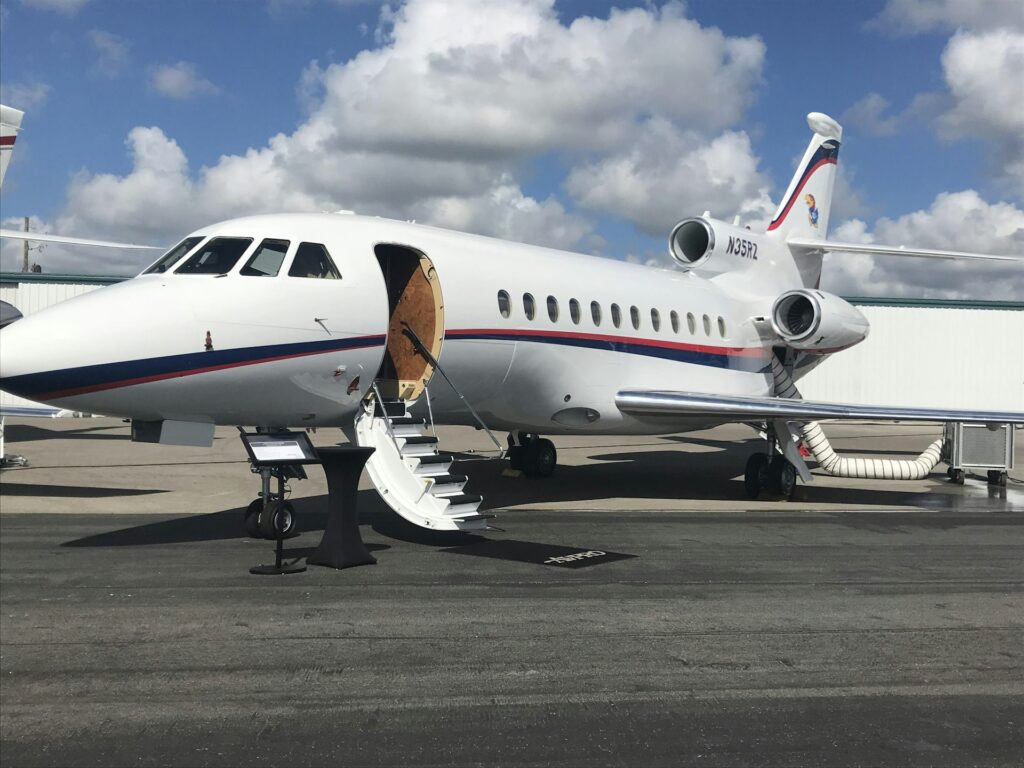 Jato privado executivo